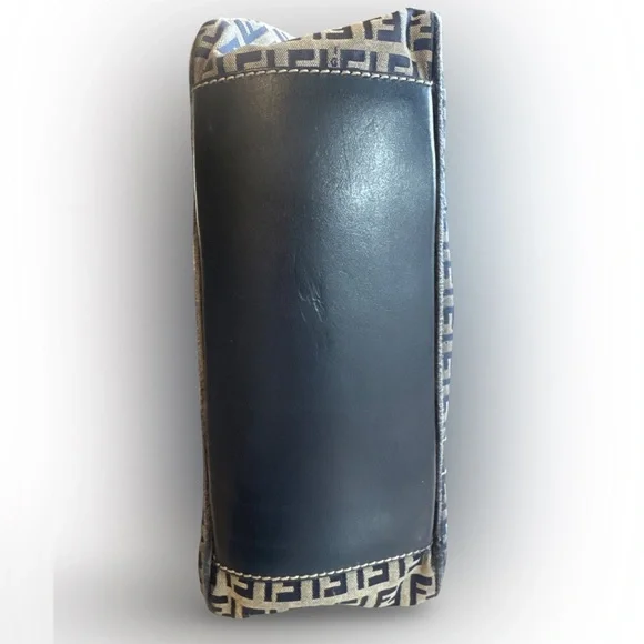 Fendi small Zucchino Canvas Boston - Picture 4 of 9